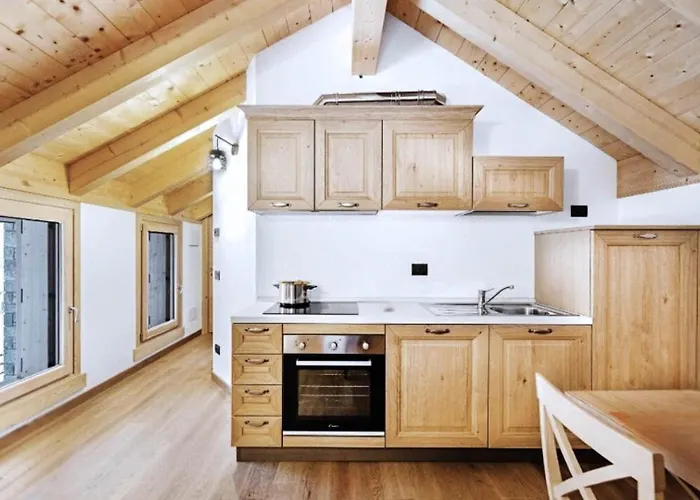 Les Combes Apartment *