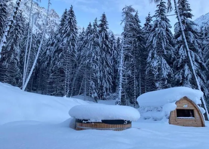 Les Combes Apartment *